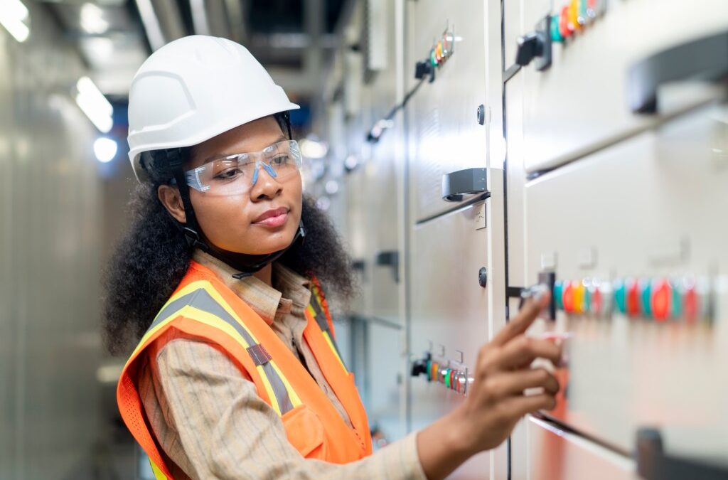 AI Companies Promise $280,000 Salaries to Blue-Collar Workers